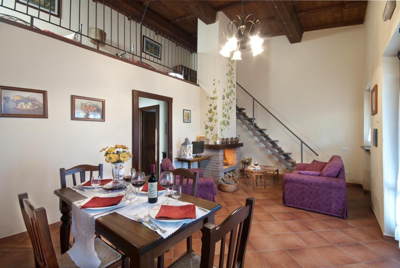 Tenuta Di Forte Sorgnano Gualdo Cattaneo Room photo