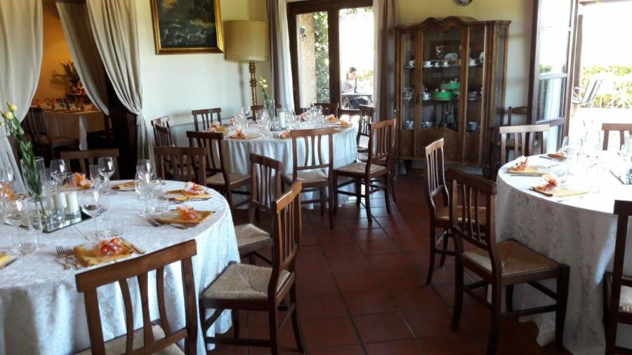 Tenuta Di Forte Sorgnano Gualdo Cattaneo Exterior photo