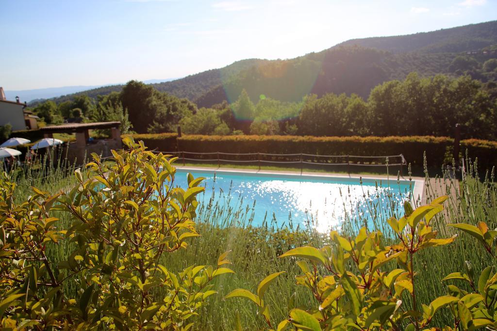 Tenuta Di Forte Sorgnano Gualdo Cattaneo Exterior photo